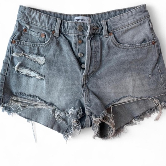 Zara Blue Jean Shorts Distressed Raw Hem - Picture 1 of 4